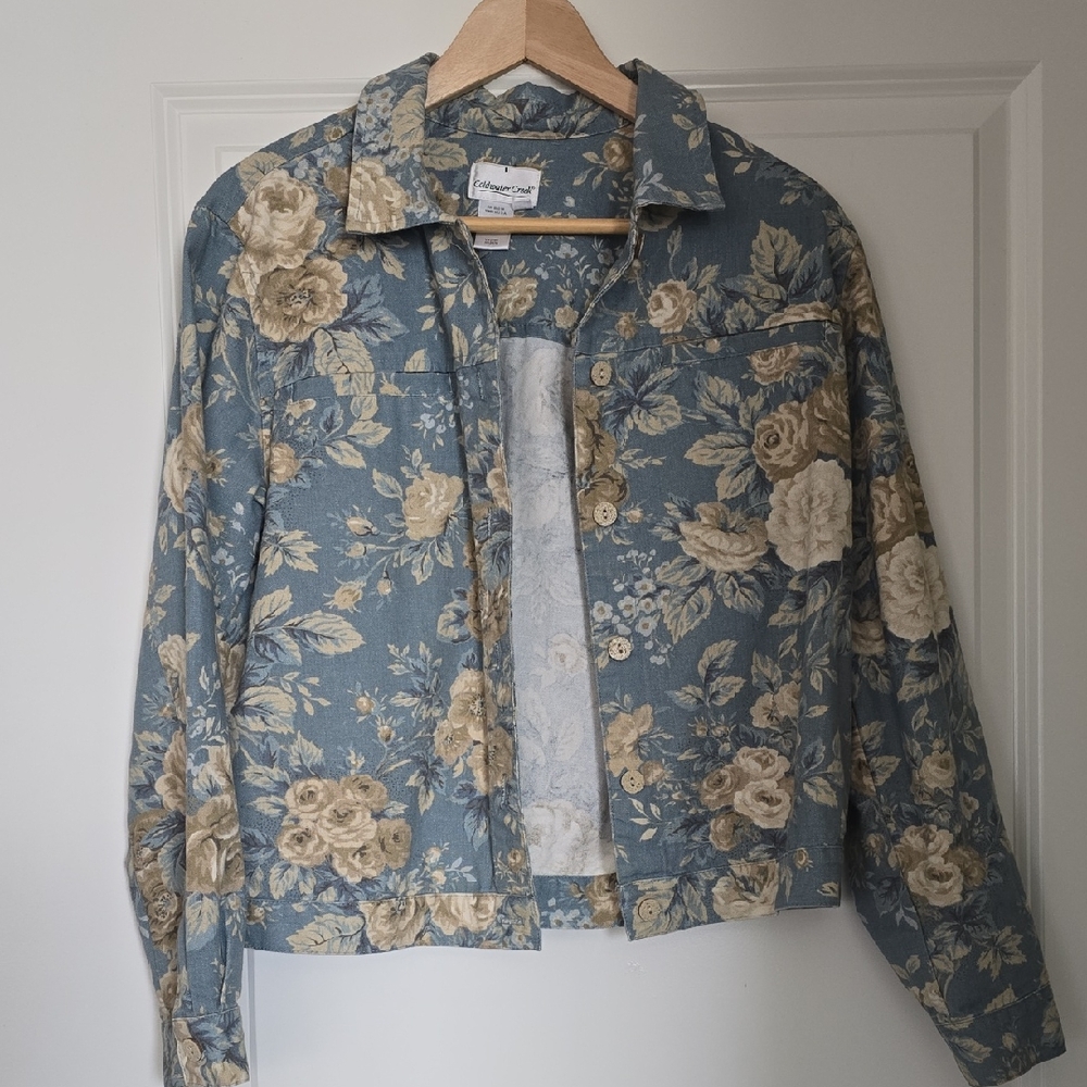 Coldwater Creek Blue and Cream Floral Button-Up Shirt